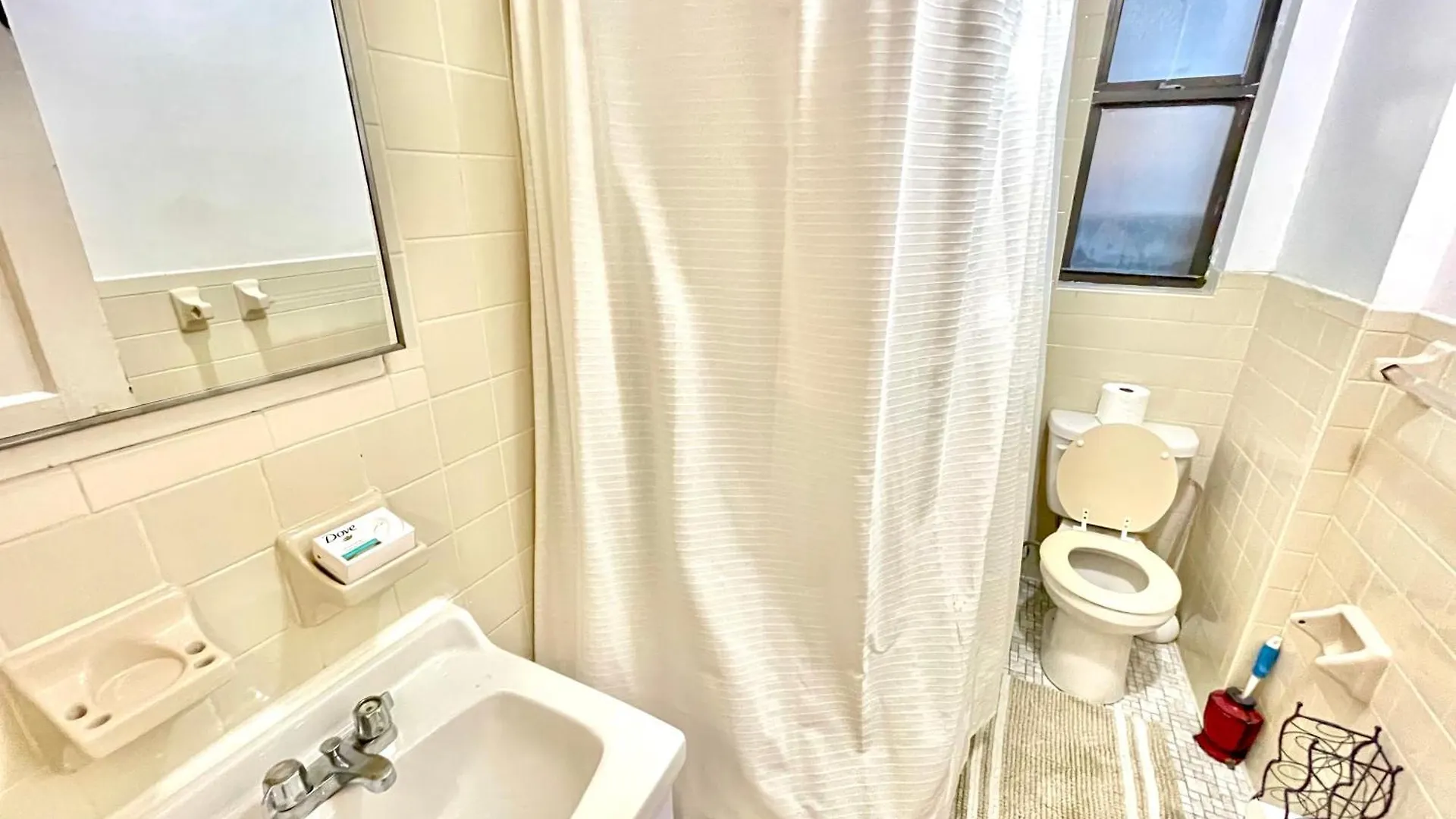 Rooms By Month In Manhattan نيو يورك